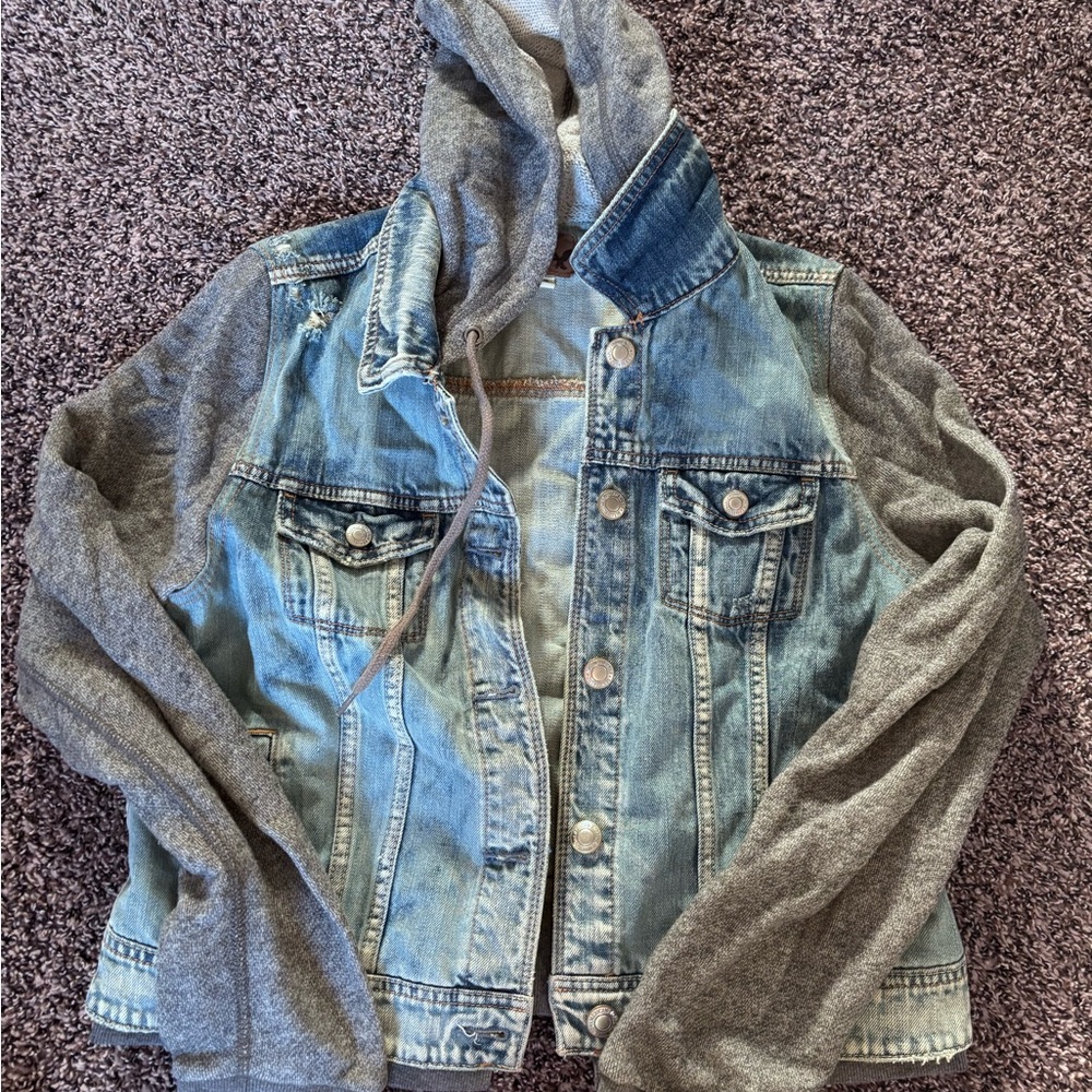 American Eagle Outfitters Blue Jean Jacket with Gray Sleeves